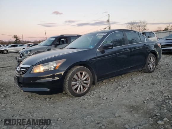 ✅ 2012 Honda Accord EX-L • VIN: 1HGCP2F87CA080267 • Лот: 92837195. Опубликован ранее на Copart с пробегом 242 646 миль. Бесплатный доступ к архиву аукционных продаж из США и подробный отчёт об истории автомобиля на DreamBid. Изображение 1.