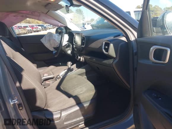 ✅ 2021 Hyundai Venue SEL • VIN: KMHRC8A32MU119927 • Lot: 41149017. Listed on IAAI with 53,275 mi. Free auction sales archive from the USA and detailed vehicle history report at DreamBid. Image 5.