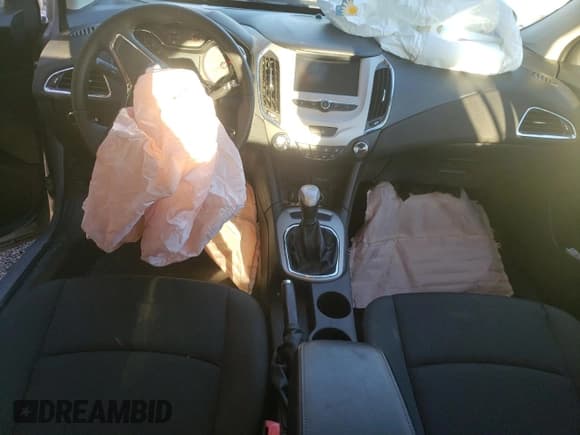 ✅ 2016 Chevrolet Cruze LS • VIN: 1G1BB5SM4G7281391 • Lot: 73090172. Listed on Copart with 75,618 mi. Free auction sales archive from the USA and detailed vehicle history report at DreamBid. Image 8.