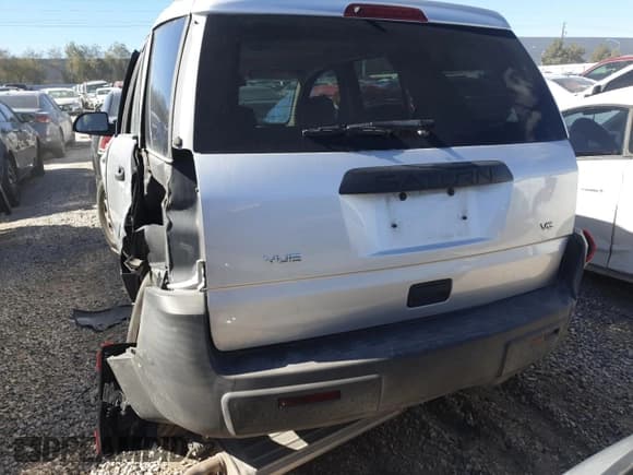 ✅ 2003 Saturn VUE • VIN: 5GZCZ53B53S900106 • Lot: 83495914. Wystawiony na Copart z przebiegiem 150 300 mil. Bezpłatny archiwum sprzedaży aukcyjnych z USA i szczegółowy raport historii pojazdu na DreamBid. Zdjęcie 6.