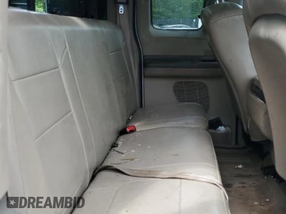 ✅ 2004 Ford F-350 XL • VIN: 1FTWX33P64EC85537 • Lot: 54480415. Listed on Copart with Not provided. Free auction sales archive from the USA and detailed vehicle history report at DreamBid. Image 10.