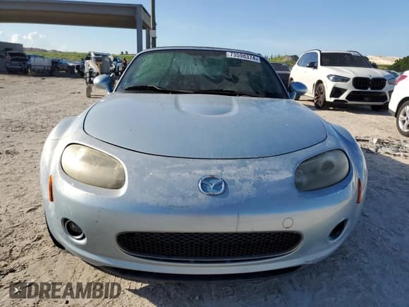 ✅ 2008 Mazda MX-5 Miata Grand Touring • VIN: JM1NC25F580146430 • Lot: 73598374. Wystawiony na Copart z przebiegiem Nie podano. Bezpłatny archiwum sprzedaży aukcyjnych z USA i szczegółowy raport historii pojazdu na DreamBid. Zdjęcie 5.