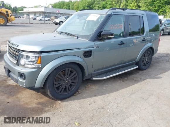 ✅ 2016 Land Rover LR4 HSE • VIN: SALAG2V63GA790268 • Lot: 42355841. Listed on IAAI with 107,754 mi. Free auction sales archive from the USA and detailed vehicle history report at DreamBid. Image 2.