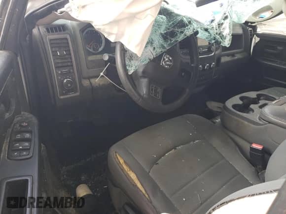 2014 Ram 1500 Express z VIN 1C6RR7KT0ES152375, wystawiony jako Copart lot #86227535 z przebiegiem 159 640 mil mil oraz Szkoda całkowita • Salvage title. Historia ofert i sprzedaży dostępna na DreamBid. Obrazek 8.