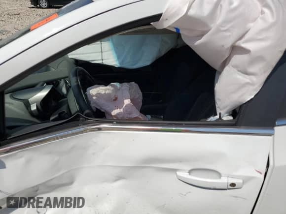 2015 Chevrolet Sonic LT z VIN 1G1JC6SH4F4195953, wystawiony jako Copart lot #62521914 z przebiegiem Nie podano mil oraz Szkoda całkowita • Salvage title. Historia ofert i sprzedaży dostępna na DreamBid. Obrazek 7.