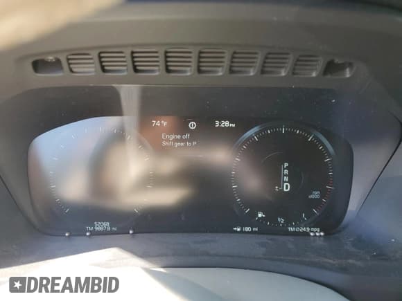 ✅ 2022 Volvo XC90 Momentum • VIN: YV4A22PK1N1860568 • Лот: 87016585. Опубликован ранее на Copart с пробегом 9 887 миль. Бесплатный доступ к архиву аукционных продаж из США и подробный отчёт об истории автомобиля на DreamBid. Изображение 9.