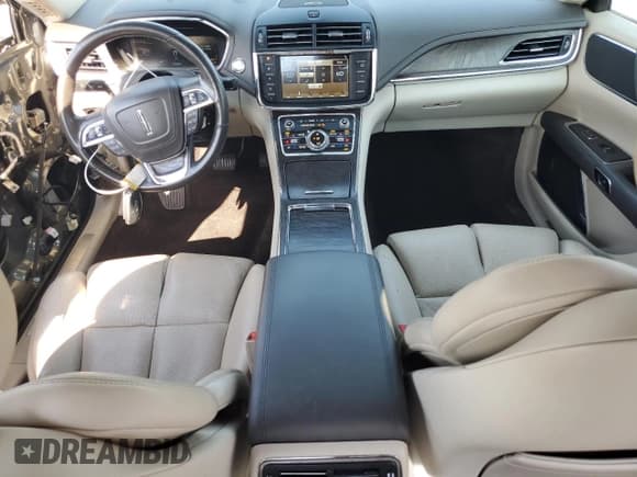 ✅ 2017 Lincoln Continental Select • VIN: 1LN6L9SK5H5606960 • Лот: 68629505. Опубликован ранее на Copart с пробегом 82 850 миль. Бесплатный доступ к архиву аукционных продаж из США и подробный отчёт об истории автомобиля на DreamBid. Изображение 8.