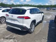 ✅ 2024 Toyota Corolla Cross L • VIN: 7MUAAAAG2RV081361 • Лот: 42971076. Опубликован ранее на IAAI с пробегом 28 980 миль. Бесплатный доступ к архиву аукционных продаж из США и подробный отчёт об истории автомобиля на DreamBid. Изображение 4.