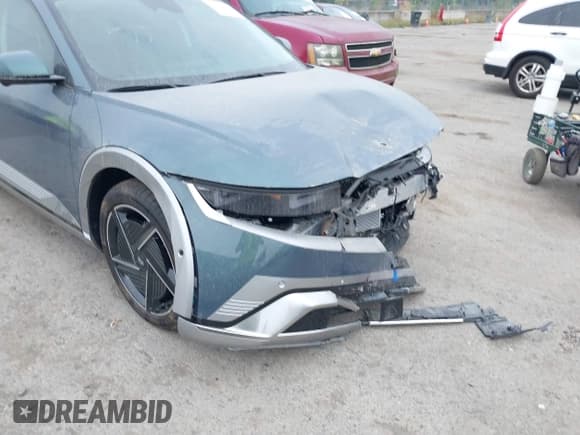 ✅ 2025 Hyundai Ioniq 5 Limited • VIN: 7YAKRDDC9SY033554 • Лот: 43193430. Опубликован ранее на IAAI с пробегом 565 миль. Бесплатный доступ к архиву аукционных продаж из США и подробный отчёт об истории автомобиля на DreamBid. Изображение 22.