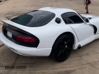 ✅ 1998 Dodge Viper GTS • VIN: 1B3ER69E9WV400794 • Lot: 77387894. Listed on Copart with 82,471 mi. Free auction sales archive from the USA and detailed vehicle history report at DreamBid. Image 4.