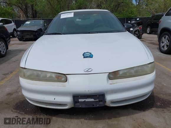 ✅ 1999 Oldsmobile Intrigue GX • VIN: 1G3WH52K0XF325527 • Lot: 42026992. Wystawiony na IAAI z przebiegiem 188 092 mil. Bezpłatny archiwum sprzedaży aukcyjnych z USA i szczegółowy raport historii pojazdu na DreamBid. Zdjęcie 6.