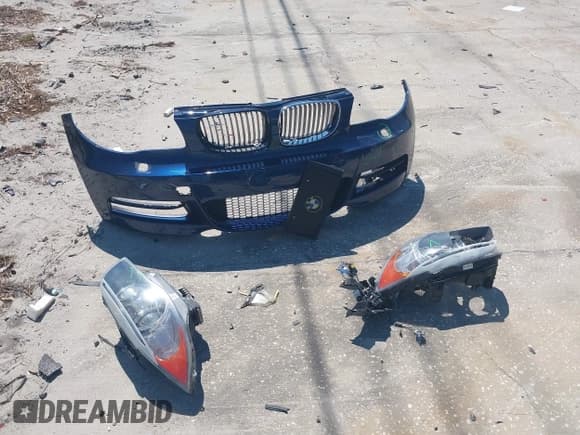 ✅ 2013 BMW 1 Series 135i • VIN: WBAUN7C57DVM28236 • Lot: 41900116. Wystawiony na IAAI z przebiegiem 38 876 mil. Bezpłatny archiwum sprzedaży aukcyjnych z USA i szczegółowy raport historii pojazdu na DreamBid. Zdjęcie 12.