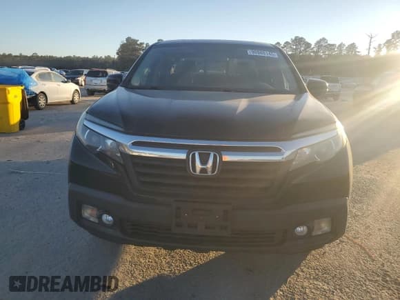 ✅ 2019 Honda Ridgeline RTL-T • VIN: 5FPYK2F69KB004192 • Lot: 90980145. Listed on Copart with 68,198 mi. Free auction sales archive from the USA and detailed vehicle history report at DreamBid. Image 5.