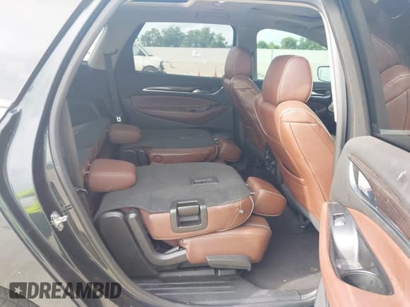 ✅ 2019 Buick Enclave Avenir • VIN: 5GAERDKW9KJ147534 • Lot: 42345662. Listed on IAAI with 149,047 mi. Free auction sales archive from the USA and detailed vehicle history report at DreamBid. Image 8.