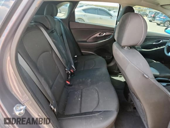 ✅ 2018 Hyundai Elantra • VIN: KMHH35LE6JU068999 • Lot: 84794135. Listed on Copart with 61,270 mi. Free auction sales archive from the USA and detailed vehicle history report at DreamBid. Image 10.