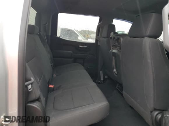 ✅ 2020 Chevrolet Silverado 1500 Custom • VIN: 1GCPWBEF1LZ249428 • Lot: 60646034. Wystawiony na Copart z przebiegiem 19 450 mil. Bezpłatny archiwum sprzedaży aukcyjnych z USA i szczegółowy raport historii pojazdu na DreamBid. Zdjęcie 10.