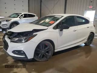 2018 Chevrolet Cruze LT z VIN 3G1BE6SM2JS617450, wystawiony jako Copart lot #85680695 z przebiegiem 79 776 mil mil oraz Szkoda całkowita • Salvage title. Historia ofert i sprzedaży dostępna na DreamBid. Obrazek 1.