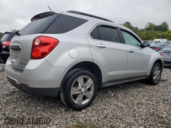 ✅ 2015 Chevrolet Equinox LT • VIN: 2GNALBEK1F1141925 • Лот: 71487055. Опубликован ранее на Copart с пробегом 161 956 миль. Бесплатный доступ к архиву аукционных продаж из США и подробный отчёт об истории автомобиля на DreamBid. Изображение 3.