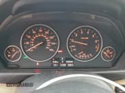 ✅ 2016 BMW 3 Series 320i • VIN: WBA8A9C56GK618480 • Lot: 95343405. Wystawiony na Copart z przebiegiem 141 862 mil. Bezpłatny archiwum sprzedaży aukcyjnych z USA i szczegółowy raport historii pojazdu na DreamBid. Zdjęcie 9.