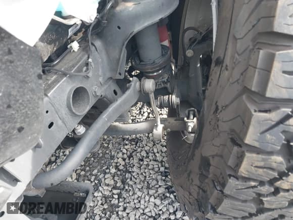 ✅ 2023 Jeep Wrangler Sport • VIN: 1C4HJXDG4PW567027 • Lot: 41633197. Wystawiony na IAAI z przebiegiem 14 782 mil. Bezpłatny archiwum sprzedaży aukcyjnych z USA i szczegółowy raport historii pojazdu na DreamBid. Zdjęcie 18.