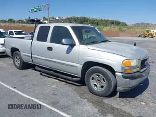 ✅ 2002 GMC Sierra 1500 • VIN: 1GTEC19T42Z311588 • Лот: 42484628. Опубликован ранее на IAAI с пробегом 175 809 миль. Бесплатный доступ к архиву аукционных продаж из США и подробный отчёт об истории автомобиля на DreamBid. Изображение 1.