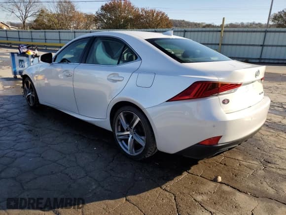 ✅ 2018 Lexus IS 300 • VIN: JTHBA1D2XJ5079932 • Lot: 91569715. Wystawiony na Copart z przebiegiem 111 039 mil. Bezpłatny archiwum sprzedaży aukcyjnych z USA i szczegółowy raport historii pojazdu na DreamBid. Zdjęcie 2.