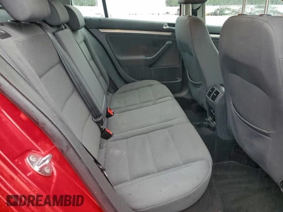 ✅ 2009 Volkswagen Rabbit S • VIN: WVWDB71K69W041361 • Lot: 94955015. Listed on Copart with 108,824 mi. Free auction sales archive from the USA and detailed vehicle history report at DreamBid. Image 11.