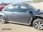 ✅ 2006 Volkswagen Beetle • VIN: 3VWRW31C86M415392 • Lot: 43332515. Wystawiony na IAAI z przebiegiem 87 423 mil. Bezpłatny archiwum sprzedaży aukcyjnych z USA i szczegółowy raport historii pojazdu na DreamBid. Zdjęcie 14.