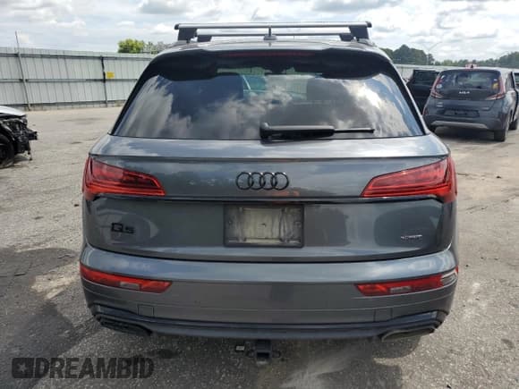 ✅ 2023 Audi Q5 S line Prestige • VIN: WA1FAAFY6P2125183 • Lot: 69845485. Wystawiony na Copart z przebiegiem 30 239 mil. Bezpłatny archiwum sprzedaży aukcyjnych z USA i szczegółowy raport historii pojazdu na DreamBid. Zdjęcie 6.