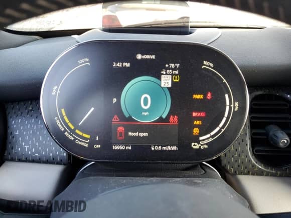 2024 MINI Hardtop Cooper SE с VIN WMW13DJ0XR2U84162, выставлен на аукционе Copart как лот 91054485 с пробегом 16 950 миль миль и Списание • Salvage title. История ставок и продаж доступна на DreamBid. Изображение 9.