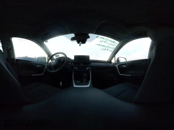 ✅ 2021 Toyota RAV4 Hybrid XLE • VIN: 4T3R6RFVXMU015233 • Lot: 43462505. Wystawiony na IAAI z przebiegiem 91 063 mil. Bezpłatny archiwum sprzedaży aukcyjnych z USA i szczegółowy raport historii pojazdu na DreamBid. Zdjęcie 18.