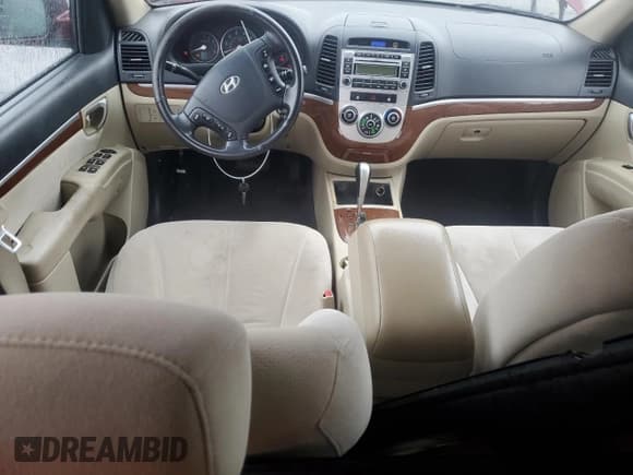 ✅ 2008 Hyundai Santa Fe SE • VIN: 5NMSH73EX8H179614 • Lot: 93491165. Wystawiony na Copart z przebiegiem 131 003 mil. Bezpłatny archiwum sprzedaży aukcyjnych z USA i szczegółowy raport historii pojazdu na DreamBid. Zdjęcie 8.