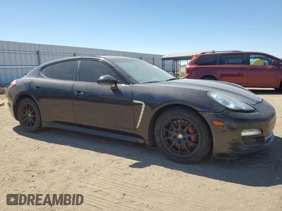 ✅ 2013 Porsche Panamera • VIN: WP0AA2A71DL016267 • Lot: 67281475. Wystawiony na Copart z przebiegiem 113 247 mil. Bezpłatny archiwum sprzedaży aukcyjnych z USA i szczegółowy raport historii pojazdu na DreamBid. Zdjęcie 4.