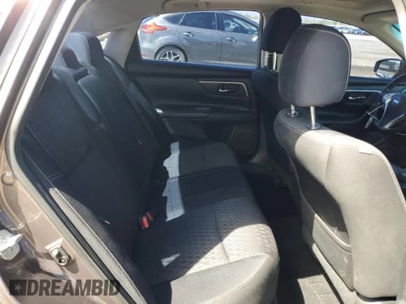 ✅ 2017 Nissan Altima S • VIN: 1N4AL3AP1HC243230 • Лот: 81576625. Опубликован ранее на Copart с пробегом 146 927 миль. Бесплатный доступ к архиву аукционных продаж из США и подробный отчёт об истории автомобиля на DreamBid. Изображение 10.