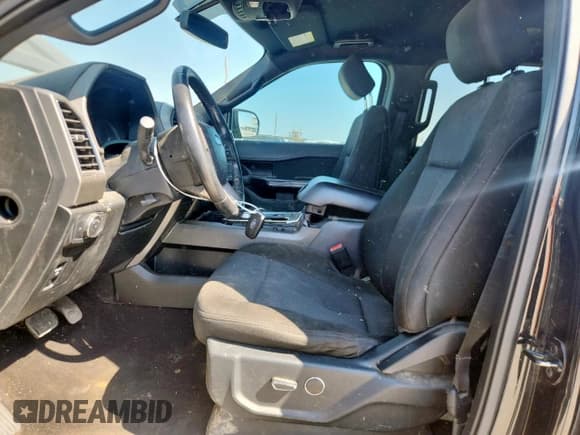 ✅ 2019 Ford Expedition Max XLT • VIN: 1FMJK1HT1KEA58669 • Lot: 86079975. Wystawiony na Copart z przebiegiem 211 537 mil. Bezpłatny archiwum sprzedaży aukcyjnych z USA i szczegółowy raport historii pojazdu na DreamBid. Zdjęcie 7.