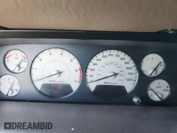 ✅ 2004 Jeep Grand Cherokee Limited • VIN: 1J8GW58N24C383267 • Лот: 85417875. Опубликован ранее на Copart с пробегом Не указан. Бесплатный доступ к архиву аукционных продаж из США и подробный отчёт об истории автомобиля на DreamBid. Изображение 9.