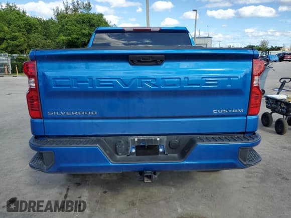 ✅ 2024 Chevrolet Silverado 1500 Custom • VIN: 3GCPABEK8RG135253 • Лот: 86669775. Опубликован ранее на Copart с пробегом 25 152 миль. Бесплатный доступ к архиву аукционных продаж из США и подробный отчёт об истории автомобиля на DreamBid. Изображение 6.