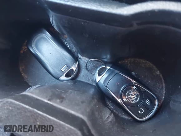 ✅ 2019 Buick Encore Sport Touring • VIN: KL4CJ1SB6KB711038 • Лот: 42568120. Опубликован ранее на IAAI с пробегом 88 230 миль. Бесплатный доступ к архиву аукционных продаж из США и подробный отчёт об истории автомобиля на DreamBid. Изображение 11.