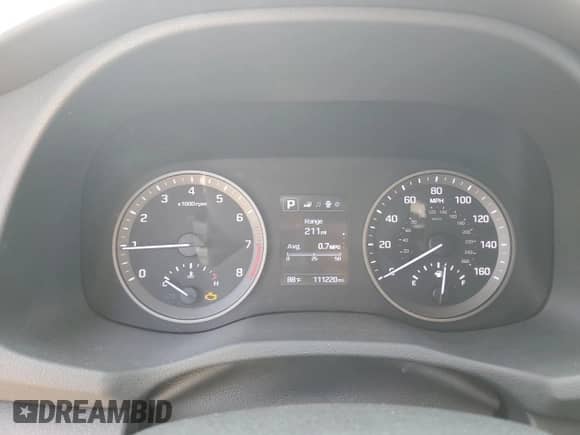 2018 Hyundai Tucson Limited z VIN KM8J33A26JU784560, wystawiony jako Copart lot #68315575 z przebiegiem 111 220 mil mil oraz Czysty tytuł • Clean title. Historia ofert i sprzedaży dostępna na DreamBid. Obrazek 9.