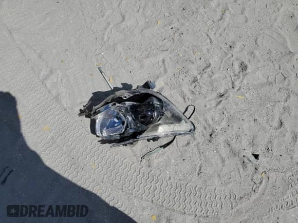 2017 Mitsubishi Outlander SEL z VIN JA4AP4AW3HZ045266, wystawiony jako Copart lot #51518255 z przebiegiem 95 371 mil mil oraz Szkoda całkowita • Salvage title. Historia ofert i sprzedaży dostępna na DreamBid. Obrazek 15.