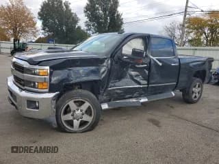 ✅ 2017 Chevrolet Silverado 2500HD LTZ • VIN: 1GC1KWEG1HF100477 • Лот: 91002955. Опубликован ранее на Copart с пробегом 140 086 миль. Бесплатный доступ к архиву аукционных продаж из США и подробный отчёт об истории автомобиля на DreamBid. Изображение 1.