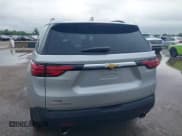 ✅ 2022 Chevrolet Traverse LT Cloth • VIN: 1GNERGKW9NJ160988 • Lot: 42379091. Listed on IAAI with 57,689 mi. Free auction sales archive from the USA and detailed vehicle history report at DreamBid. Image 16.