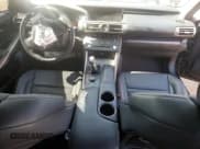 ✅ 2015 Lexus IS 350 • VIN: JTHCE1D22F5009891 • Lot: 82366485. Wystawiony na Copart z przebiegiem 130 515 mil. Bezpłatny archiwum sprzedaży aukcyjnych z USA i szczegółowy raport historii pojazdu na DreamBid. Zdjęcie 8.