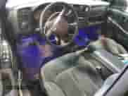 2001 Chevrolet Blazer LT z VIN 1GNDT13W412179364, wystawiony jako Copart lot #83829294 z przebiegiem 244 002 mil mil oraz Szkoda całkowita • Salvage title. Historia ofert i sprzedaży dostępna na DreamBid. Obrazek 8.