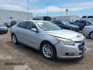 2015 Chevrolet Malibu LT z VIN 1G11C5SL8FF134236, wystawiony jako IAAI lot #42448445 z przebiegiem 167 874 mil mil oraz . Historia ofert i sprzedaży dostępna na DreamBid. Obrazek 1.