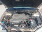 ✅ 2001 Acura CL • VIN: 19UYA42551A017082 • Lot: 42501762. Wystawiony na IAAI z przebiegiem 118 750 mil. Bezpłatny archiwum sprzedaży aukcyjnych z USA i szczegółowy raport historii pojazdu na DreamBid. Zdjęcie 10.