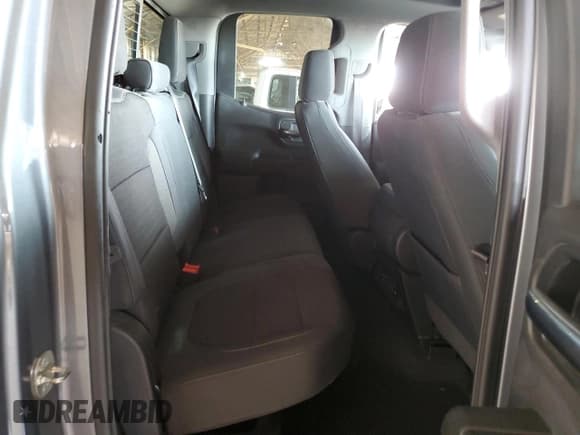 ✅ 2019 Chevrolet Silverado 1500 LT • VIN: 1GCRWCED4KZ221781 • Lot: 50650095. Wystawiony na Copart z przebiegiem 101 738 mil. Bezpłatny archiwum sprzedaży aukcyjnych z USA i szczegółowy raport historii pojazdu na DreamBid. Zdjęcie 10.