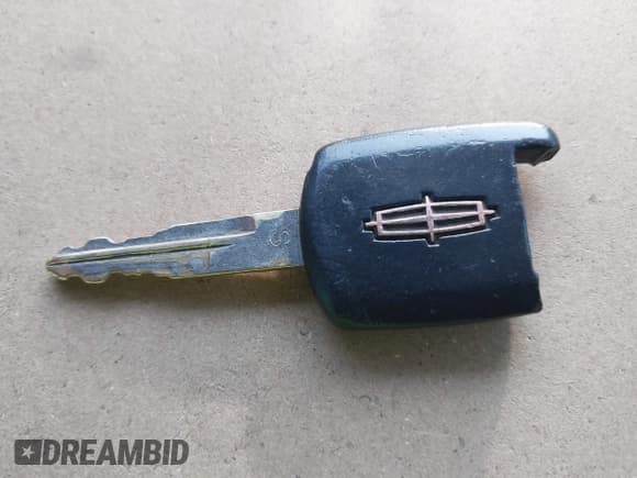 ✅ 2007 Lincoln Navigator • VIN: 5LMFL28597LJ11032 • Lot: 42250797. Listed on IAAI with 248,112 mi. Free auction sales archive from the USA and detailed vehicle history report at DreamBid. Image 11.