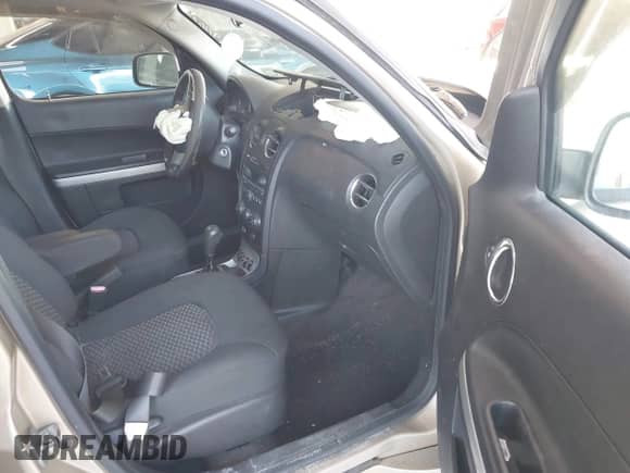 2007 Chevrolet HHR LS z VIN 3GNDA13DX7S571735, wystawiony jako IAAI lot #43500760 z przebiegiem 265 491 mil mil oraz . Historia ofert i sprzedaży dostępna na DreamBid. Obrazek 5.