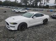 ✅ 2020 Ford Mustang GT • VIN: 1FA6P8CF7L5185410 • Lot: 90305915. Wystawiony na Copart z przebiegiem 61 714 mil. Bezpłatny archiwum sprzedaży aukcyjnych z USA i szczegółowy raport historii pojazdu na DreamBid. Zdjęcie 1.